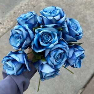 BLUE SILK ROSES